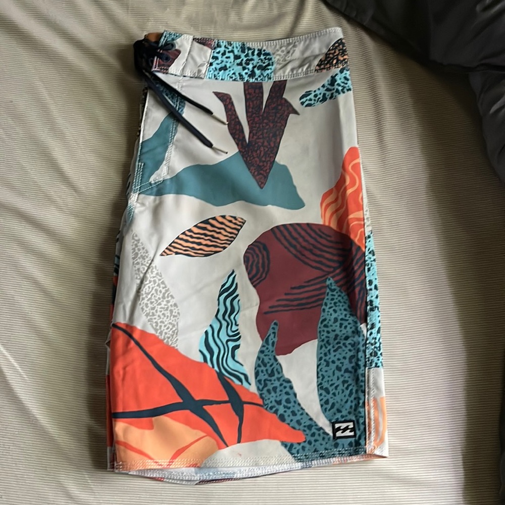 Billabong Sundays Pro board shorts